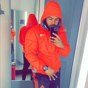 Meet your Posher, Danquell